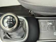 Toyota Yaris VVT-i Icon Tech 