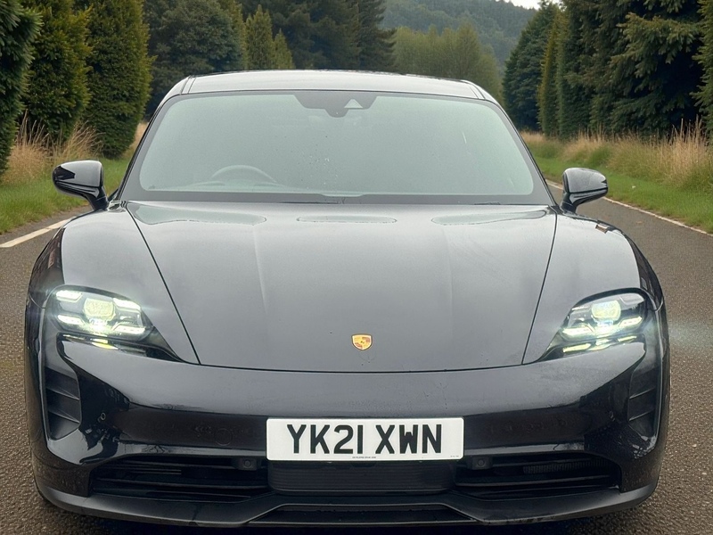 Porsche Performance Plus 93.4kWh Saloon 4dr Electric Auto RWD (476 ps)