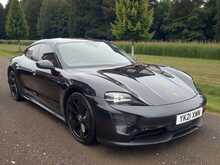 Porsche Taycan Performance Plus 