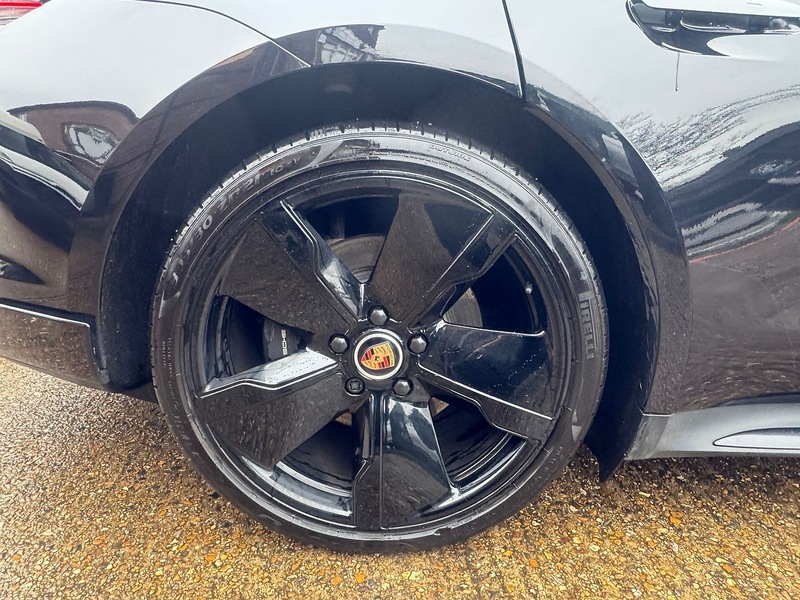 Porsche Performance Plus 93.4kWh Saloon 4dr Electric Auto RWD (476 ps)