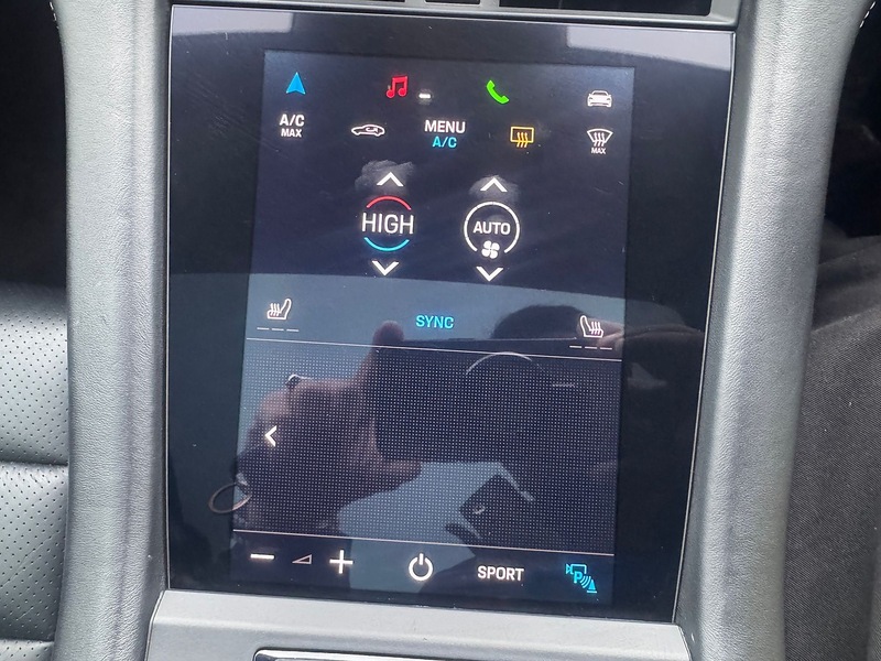 Porsche Performance Plus 93.4kWh Saloon 4dr Electric Auto RWD (476 ps)