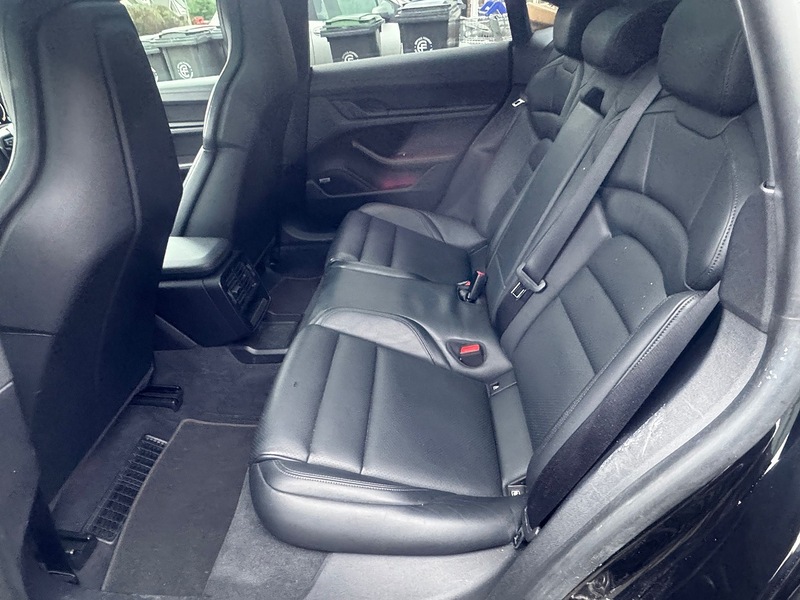 Porsche Performance Plus 93.4kWh Saloon 4dr Electric Auto RWD (476 ps)