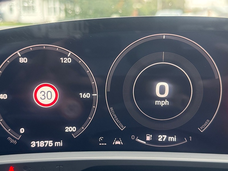 Porsche Performance Plus 93.4kWh Saloon 4dr Electric Auto RWD (476 ps)