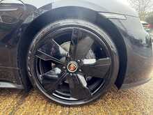 Porsche Taycan Performance Plus 