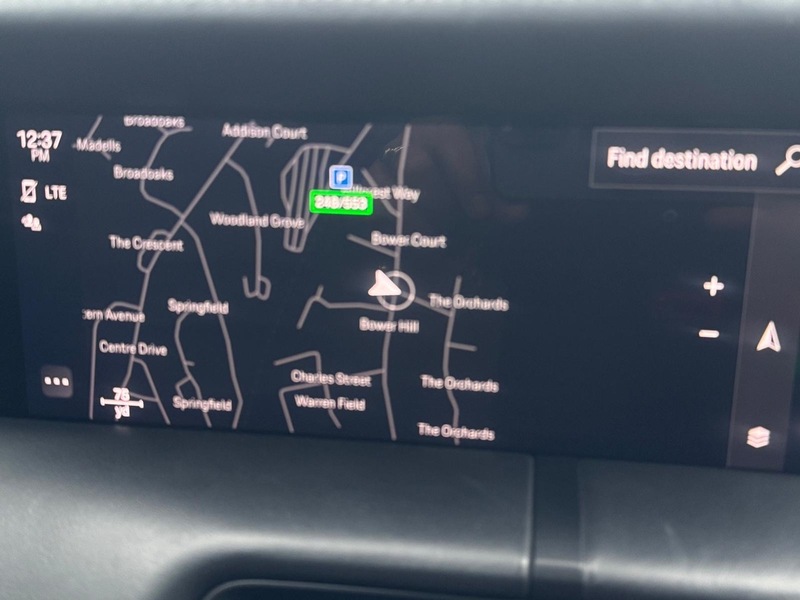 Porsche Performance Plus 93.4kWh Saloon 4dr Electric Auto RWD (476 ps)