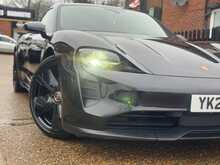Porsche Taycan Performance Plus 