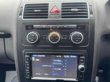 Volkswagen Touran Se Tsi Dsg 