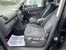 Volkswagen Touran Se Tsi Dsg 