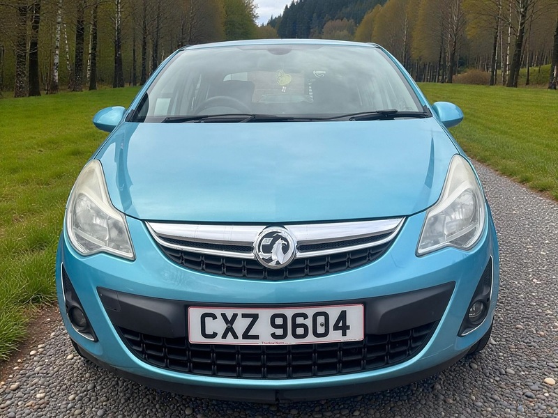 Vauxhall 1.4 16V SE Hatchback 5dr Petrol Auto Euro 5 (100 ps)