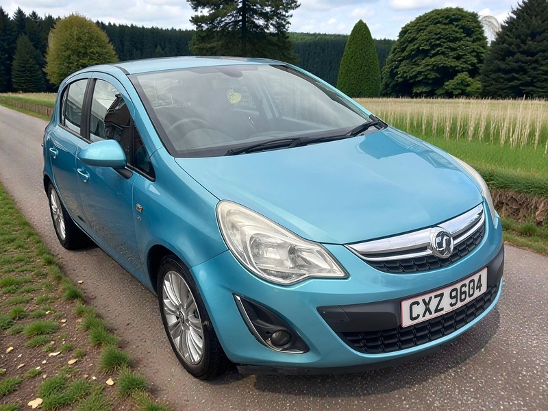 Vauxhall 1.4 16V SE Hatchback 5dr Petrol Auto Euro 5 (100 ps)