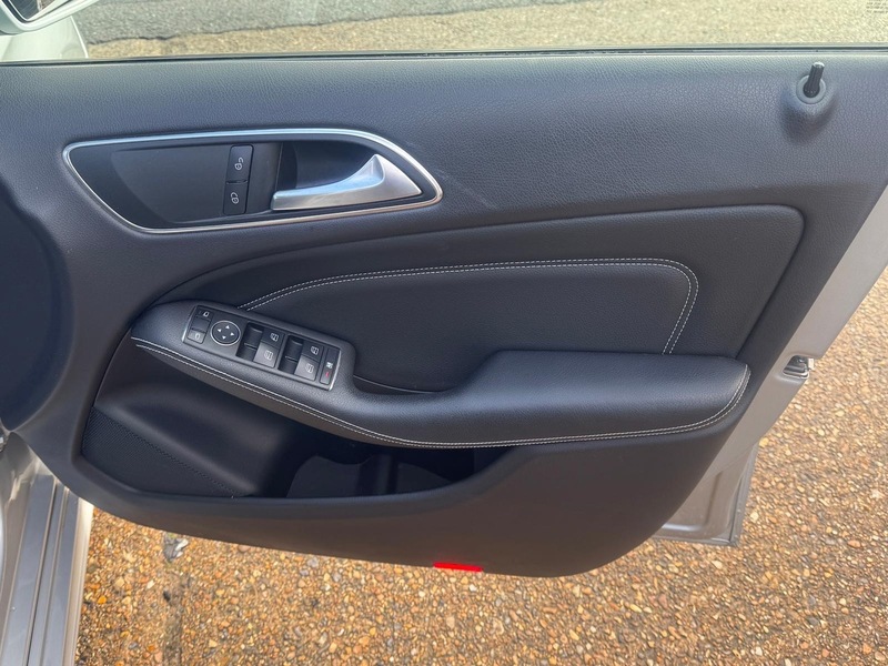 Mercedes-Benz 1.8 B180 CDI BlueEfficiency Sport MPV 5dr Diesel Manual Euro 5 (s/s) (109 ps)