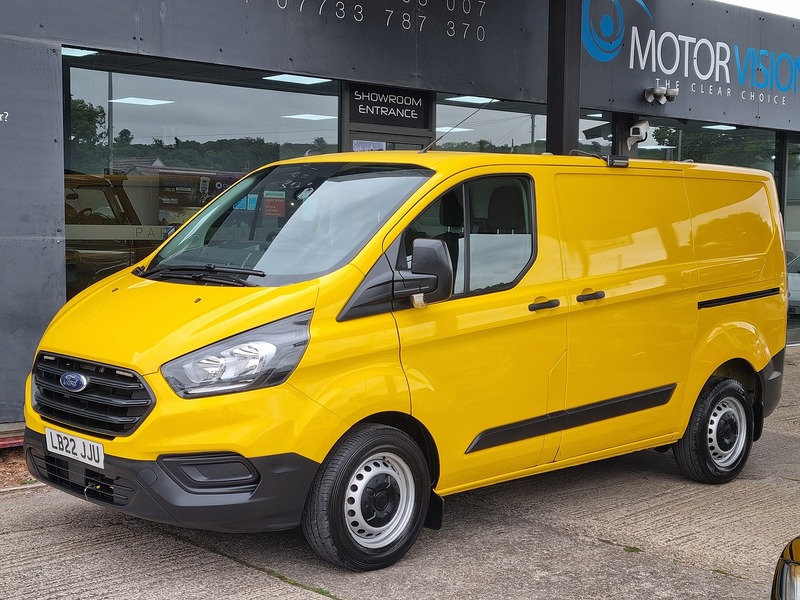 Used 2022 Ford Transit Custom 340 EcoBlue Leader For Sale in North