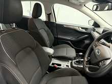 Ford Focus 1.0T EcoBoost Titanium Hatchback 5dr Petrol Manual Euro 6 (s/s) (125 ps) 