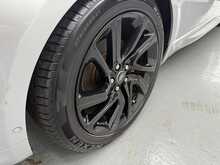 Land Rover Range Rover Sport 3.0 SD V6 HSE Dynamic SUV 5dr Diesel Auto 4WD Euro 6 (s/s) (306 ps) 