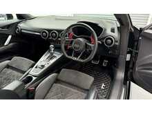 Audi TT 2.0 TFSI 40 Black Edition Coupe 3dr Petrol S Tronic Euro 6 (s/s) (197 ps) 