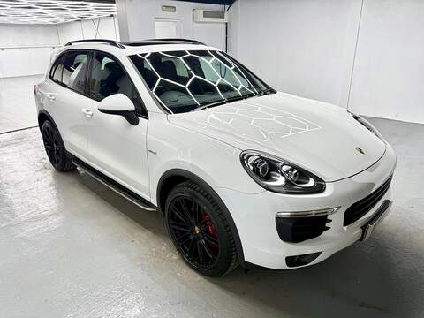 3.0 TD V6 SUV 5dr Diesel TiptronicS 4WD Euro 6 (s/s) (262 ps)