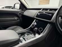 Land Rover Range Rover Sport 3.0 SD V6 HSE SUV 5dr Diesel Auto 4WD Euro 6 (s/s) (306 ps) 