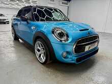 MINI Hatch 2.0 Cooper S Hatchback 5dr Petrol Steptronic Euro 