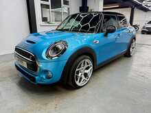 MINI Hatch 2.0 Cooper S Hatchback 5dr Petrol Steptronic Euro 