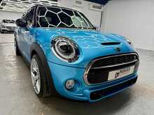 MINI Hatch 2.0 Cooper S Hatchback 5dr Petrol Steptronic Euro 