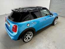 MINI Hatch 2.0 Cooper S Hatchback 5dr Petrol Steptronic Euro 