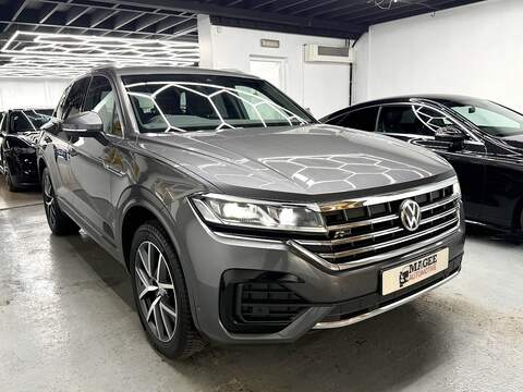 3.0 TDI V6 R-Line SUV 5dr Diesel Tiptronic 4Motion Euro 6 (s/s) (286 ps)
