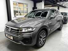 2018 Volkswagen Touareg 3.0 V6 TDI R-Line 286bhp
