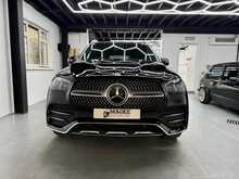 2019 Mercedes-Benz GLE 300d AMG Line Premium 9G-Tronic
