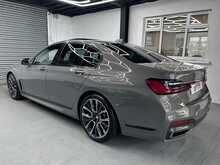 BMW 7 Series 3.0 730d MHT M Sport Saloon 4dr Diesel Hybrid Auto Euro 6 (s/s) (286 ps) 