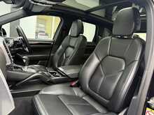 2018 Porsche Cayenne 3.0 V6 Diesel S Platinum Edition