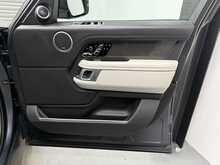 Range Rover 5.0 P565 V8 SV Autobiography Dynamic