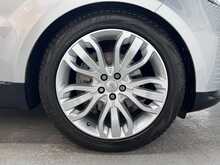 Land Rover Range Rover Sport 3.0 D300 MHEV HSE SUV 5dr Diesel Auto 4WD Euro 6 (s/s) (300 ps) 