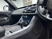 Land Rover Range Rover Sport 3.0 D300 MHEV HSE SUV 5dr Diesel Auto 4WD Euro 6 (s/s) (300 ps) 