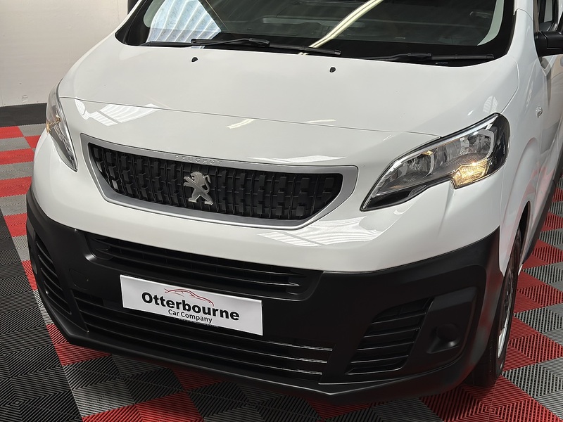 Peugeot Expert BlueHDi 1000 Professional - U1014