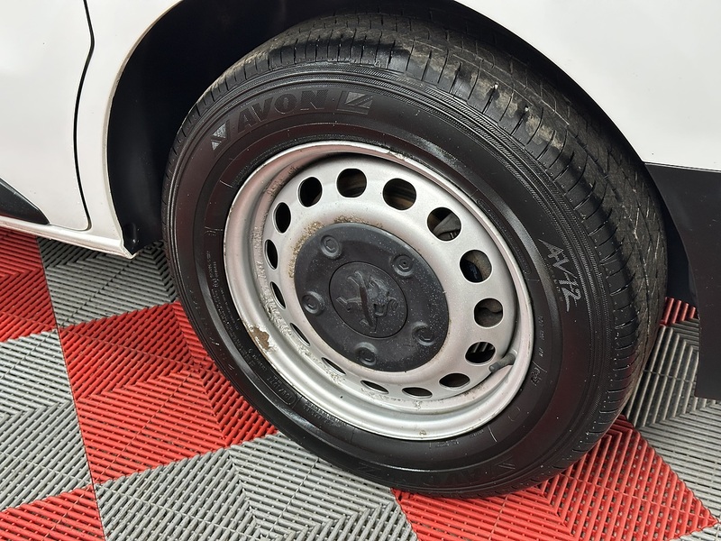 Peugeot Expert BlueHDi 1000 Professional - U1014