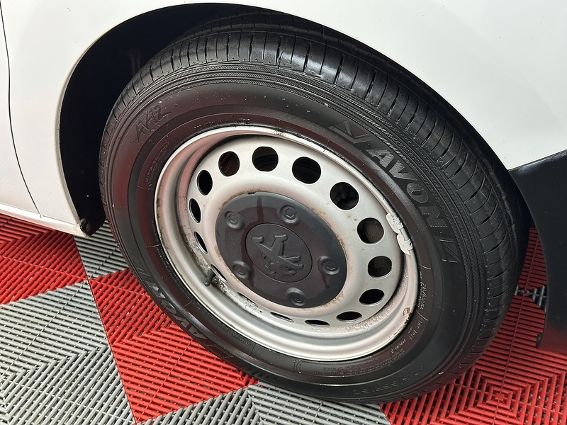 Peugeot Expert BlueHDi 1000 Professional - U1014