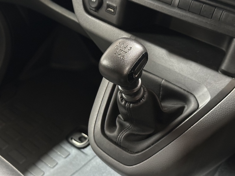 Peugeot Expert BlueHDi 1000 Professional - U1084