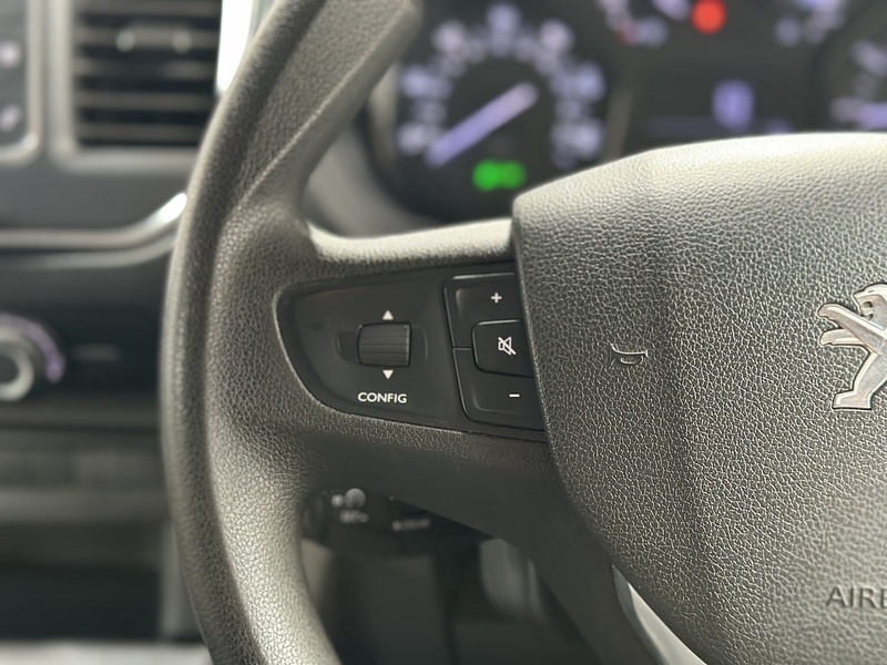 Peugeot Expert BlueHDi 1000 Professional - U1084