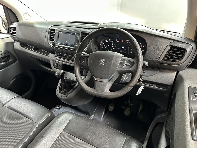 Peugeot Expert BlueHDi 1000 Professional - U1084