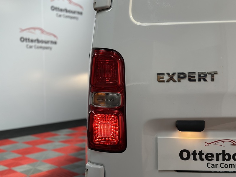 Peugeot Expert BlueHDi 1000 Professional - U1084