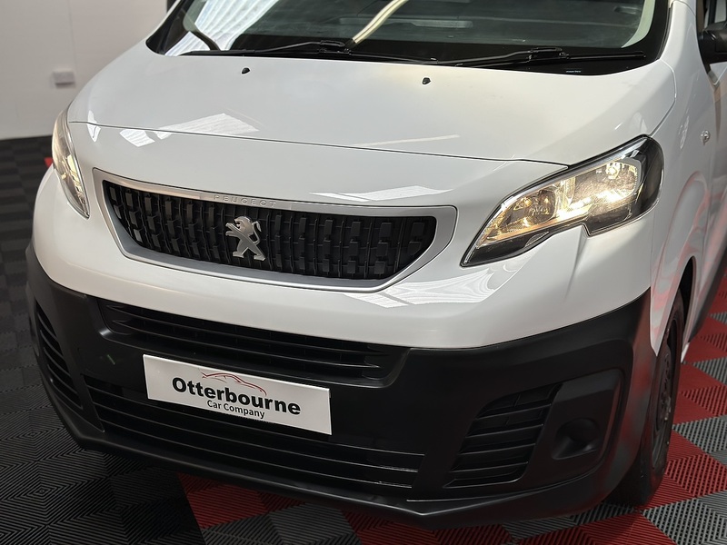 Peugeot Expert BlueHDi 1000 Professional - U1084
