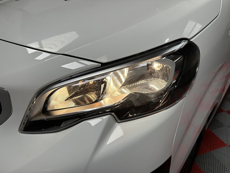 Peugeot Expert BlueHDi 1000 Professional - U1084