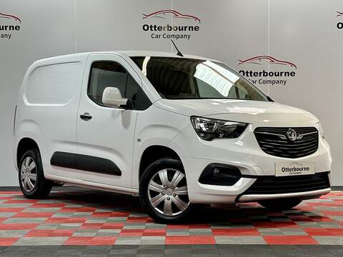 Vauxhall Combo 1.5 Turbo D 2300 Sportive Panel Van 4dr Diesel Manual L1 H1 Euro 6 (100 ps)