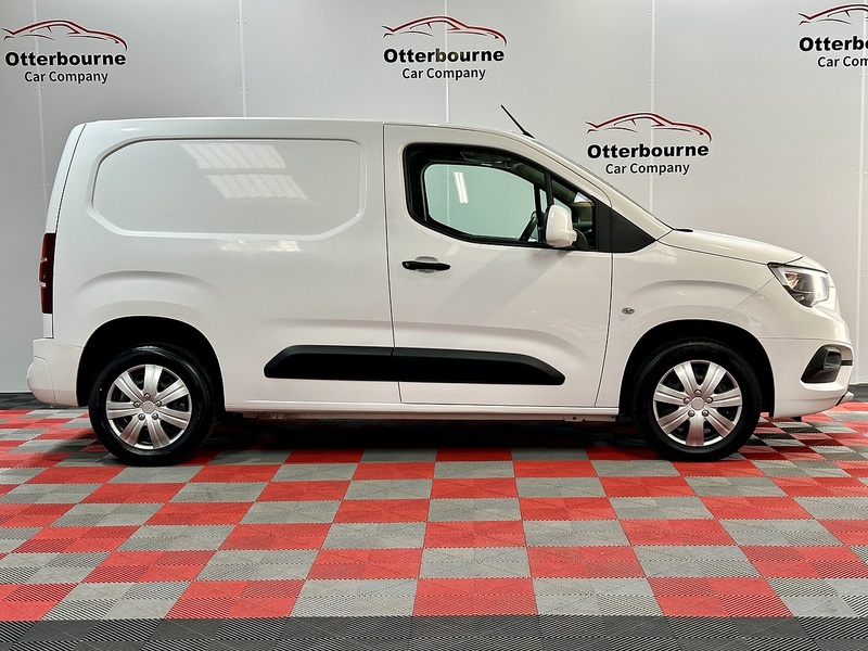 Vauxhall Combo Turbo D 2300 Sportive - U1146
