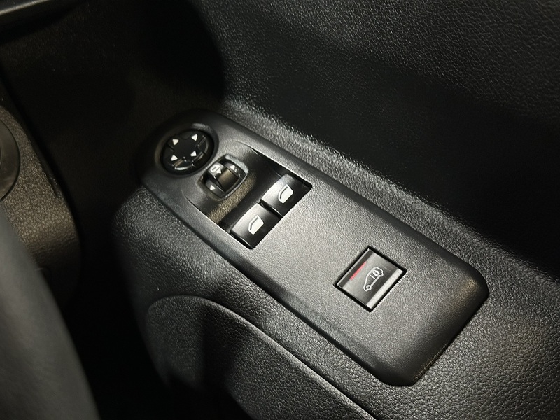 Vauxhall Combo Turbo D 2300 Sportive - U1146