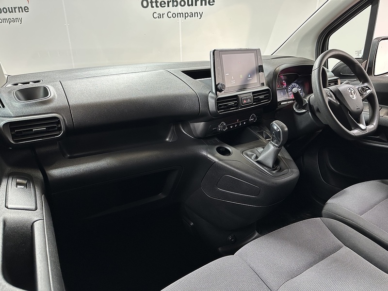 Vauxhall Combo Turbo D 2300 Sportive - U1146