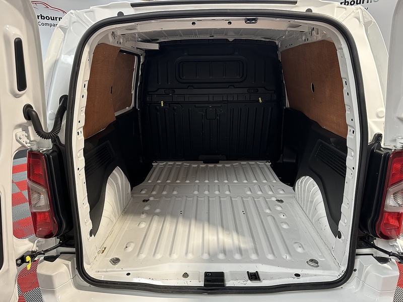 Vauxhall Combo Turbo D 2300 Sportive - U1146