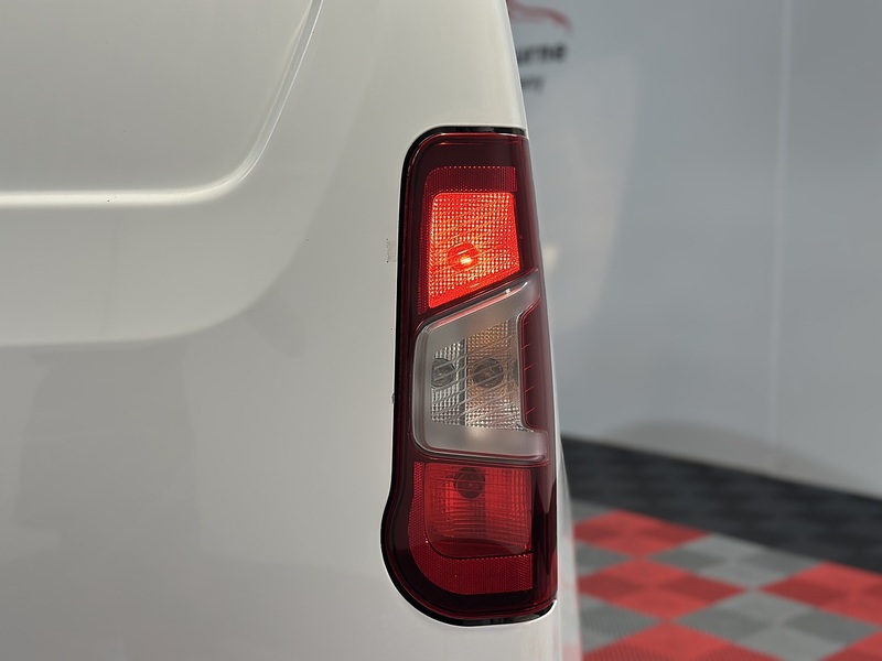 Vauxhall Combo Turbo D 2300 Sportive - U1147