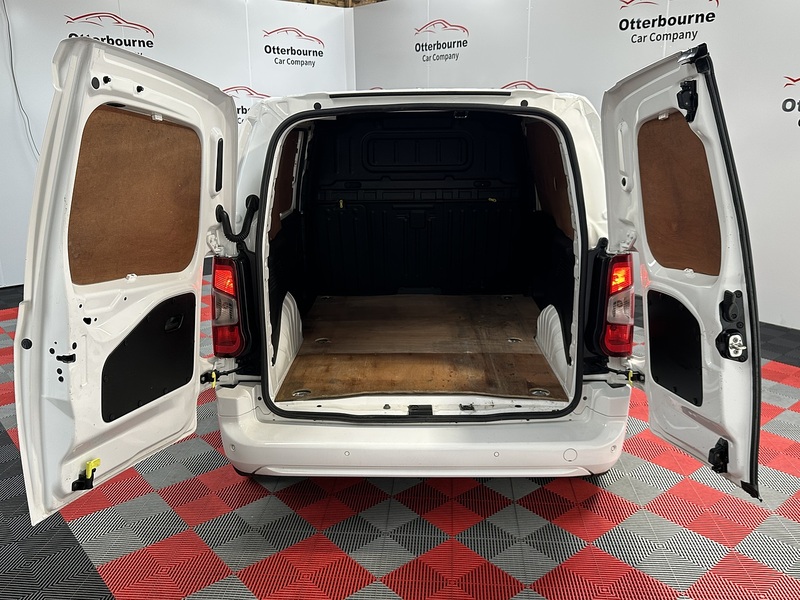 Vauxhall Combo Turbo D 2300 Sportive - U1147