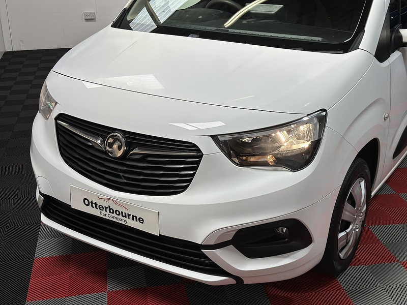 Vauxhall Combo Turbo D 2300 Sportive - U1147